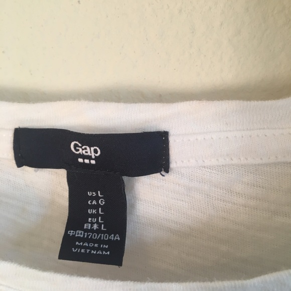 White shell top from GAP- like new - Picture 3 of 4